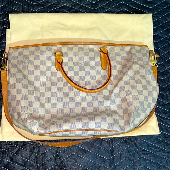 Low Vuitton Damier Azur crossbody tote - Picture 2 of 5